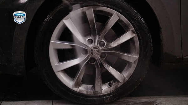 Sredstvo za čišćenje felni automobila Clean Rim