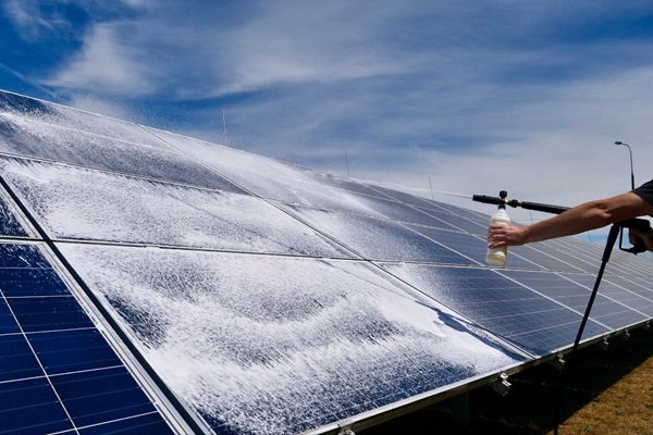 Koncentrovano sredstvo za čišćenje solarnih panela Solar Panels