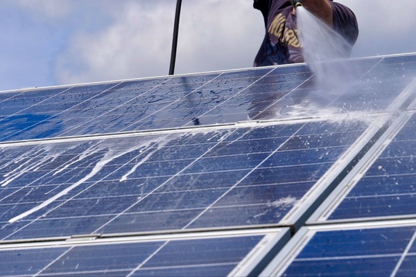 Koncentrovano sredstvo za čišćenje solarnih panela Solar Panels